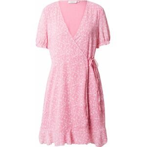 Letní šaty 'Elanina Rikklie' moss copenhagen světle růžová / bílá